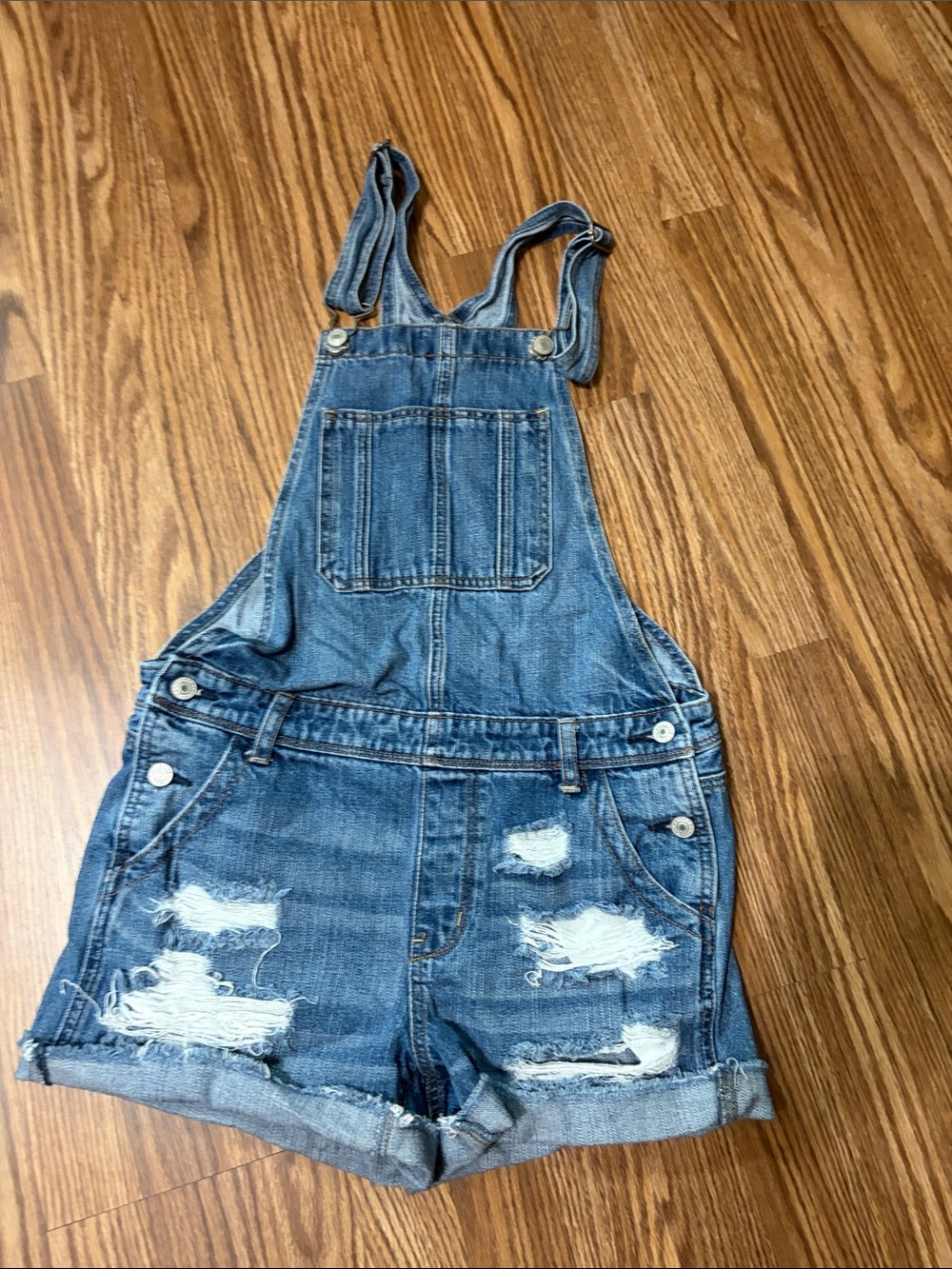 American Eagle Outfitters Blue Distressed Denim Women’s Short Overalls